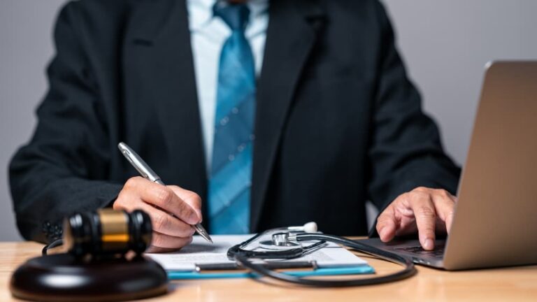 Personal injury law concept: A lawyer's expertise is crucial for achieving fair legal resolutions in complex medical situations.